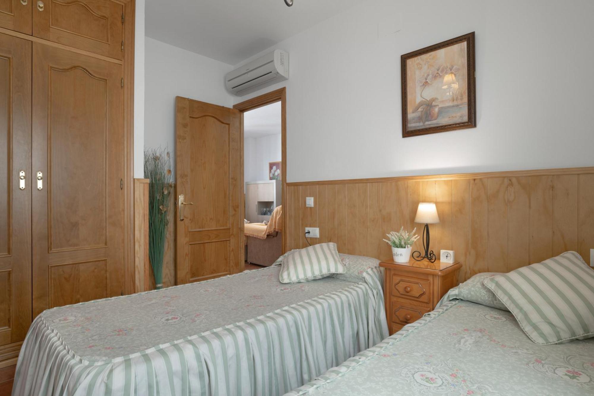Apartamento Rocio - Solo Familias 科尼尔-德拉弗龙特拉 外观 照片