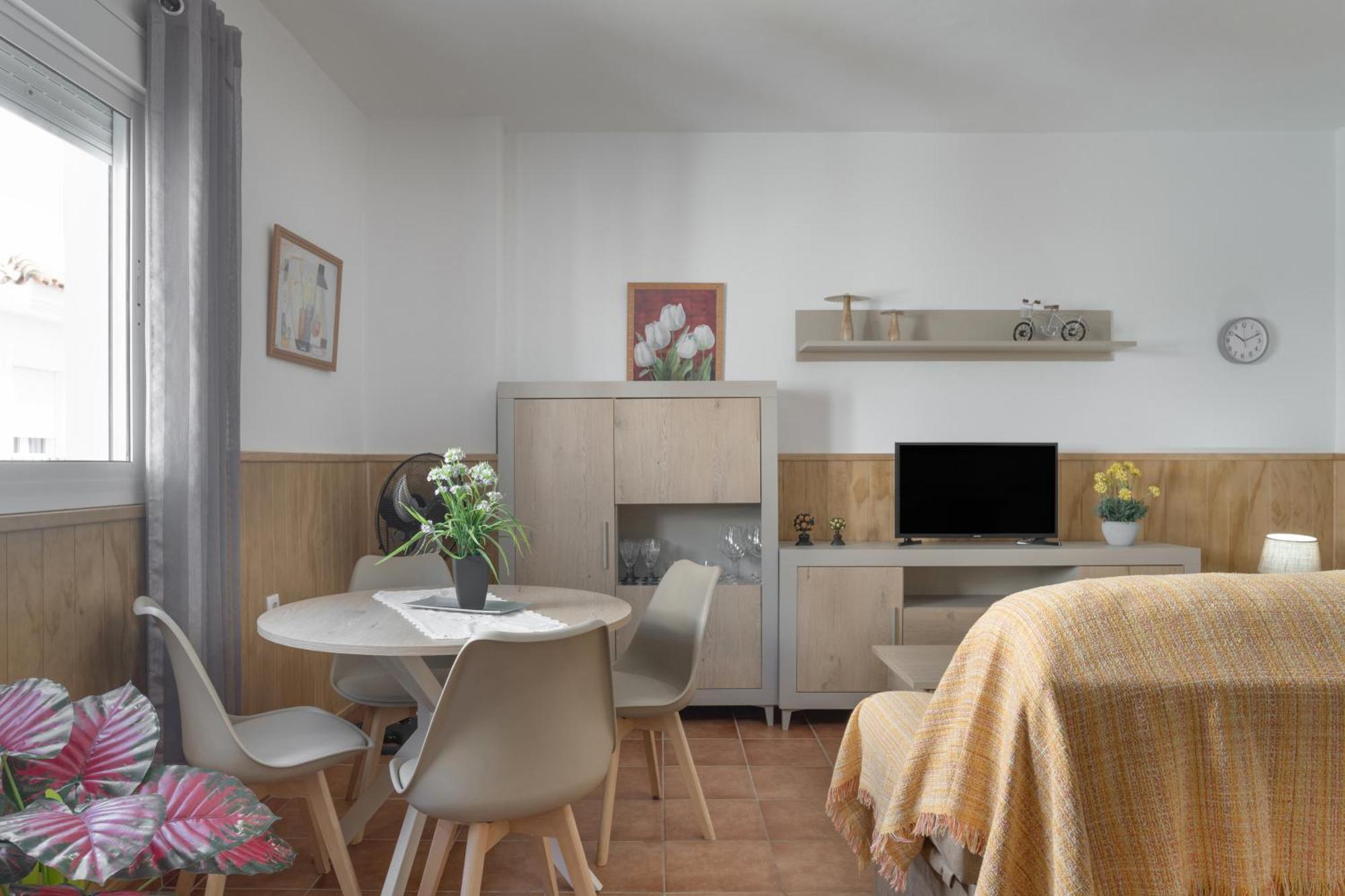 Apartamento Rocio - Solo Familias 科尼尔-德拉弗龙特拉 外观 照片